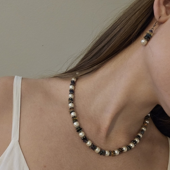 Beaded mixed faux pearl multicolored necklace and fish hook earrings set - Picture 2 of 7